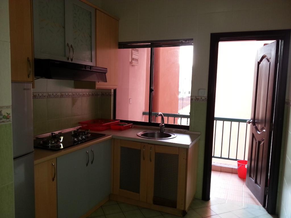 Dorcas Service Apartment - Marina Court Кота-Кінабалу Номер фото