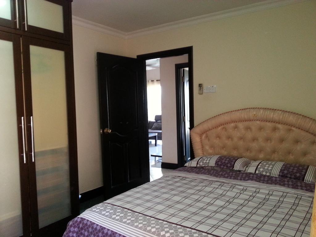 Dorcas Service Apartment - Marina Court Кота-Кінабалу Номер фото